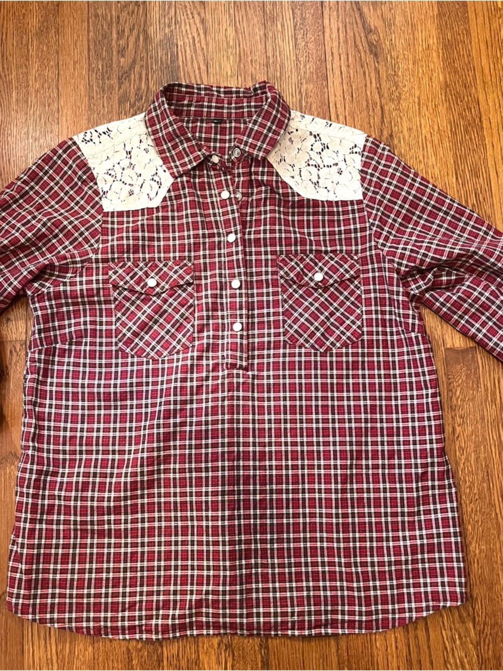 Women’s western Pearl snap plaid lace top shirt M